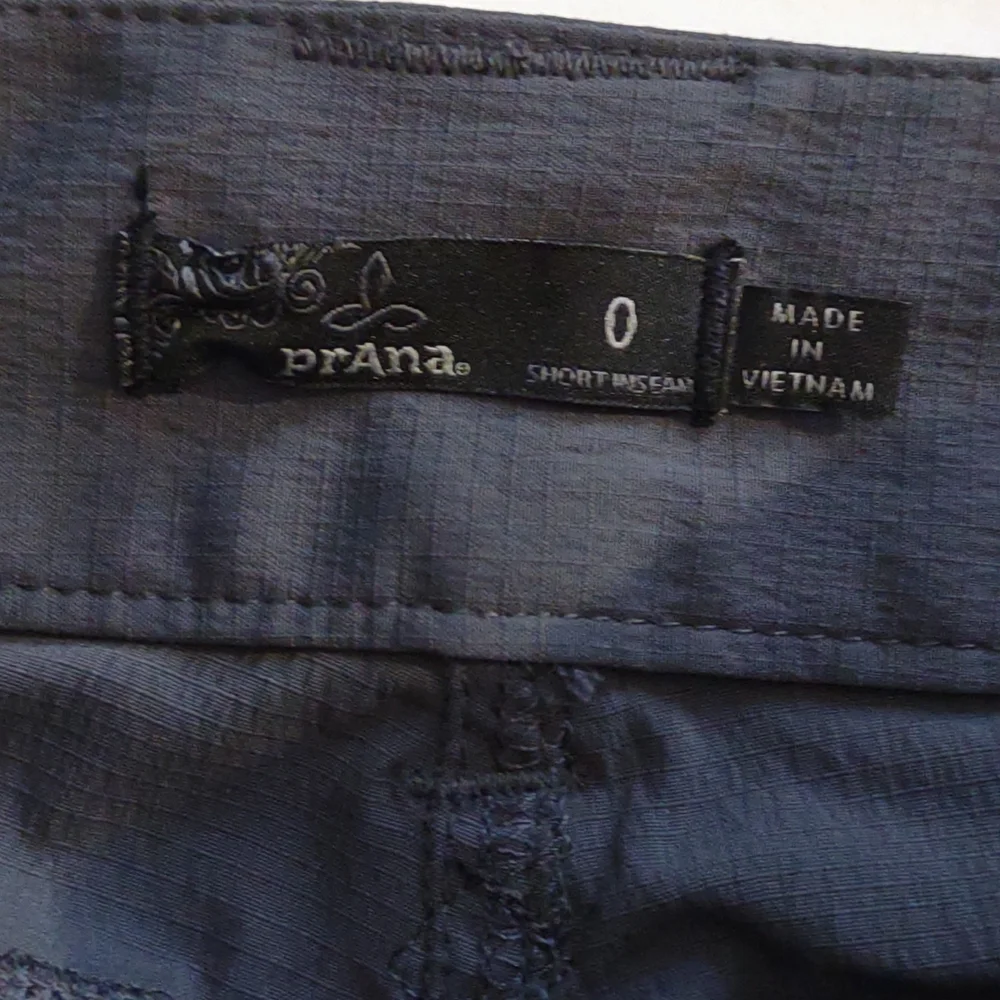 Prana Womens grey outdoor pants with zippers at knees size 0 - Picture 2 of 10
